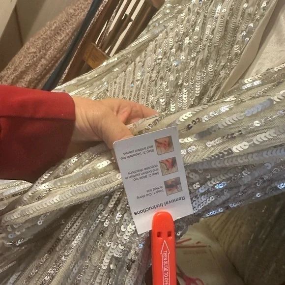 ✔️#67B BNWT MAC DUGGAL SEQUINED WRAP OVER 3/4 SLEEVE GOWN #5509 - Picture 12 of 12